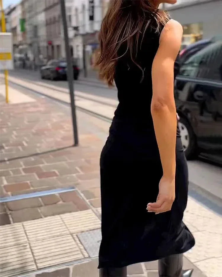 Giana - Long sleeveless dress